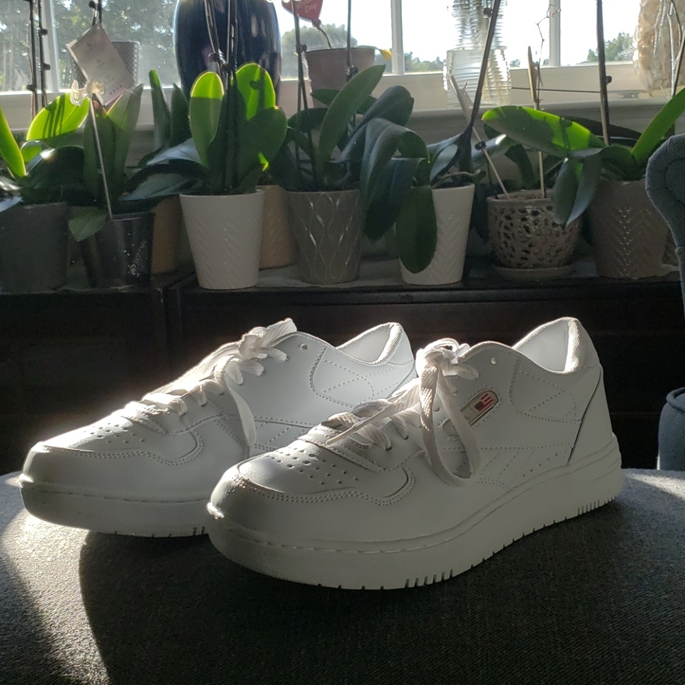 Men’s Air Classic One Low Top Shoes